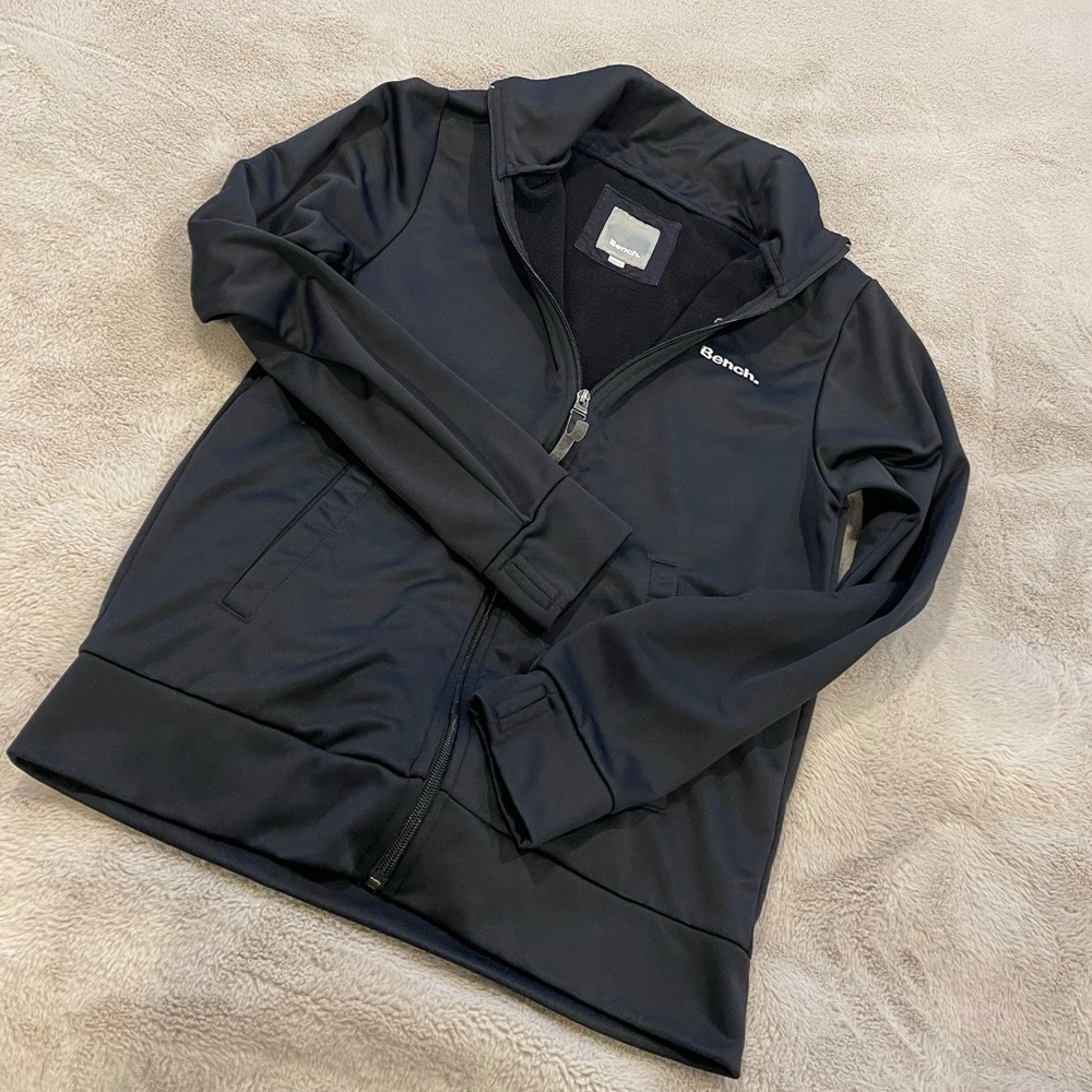 ❗️SOLD❗️BENCH Men’s Active Zip Up Tracksuit Top